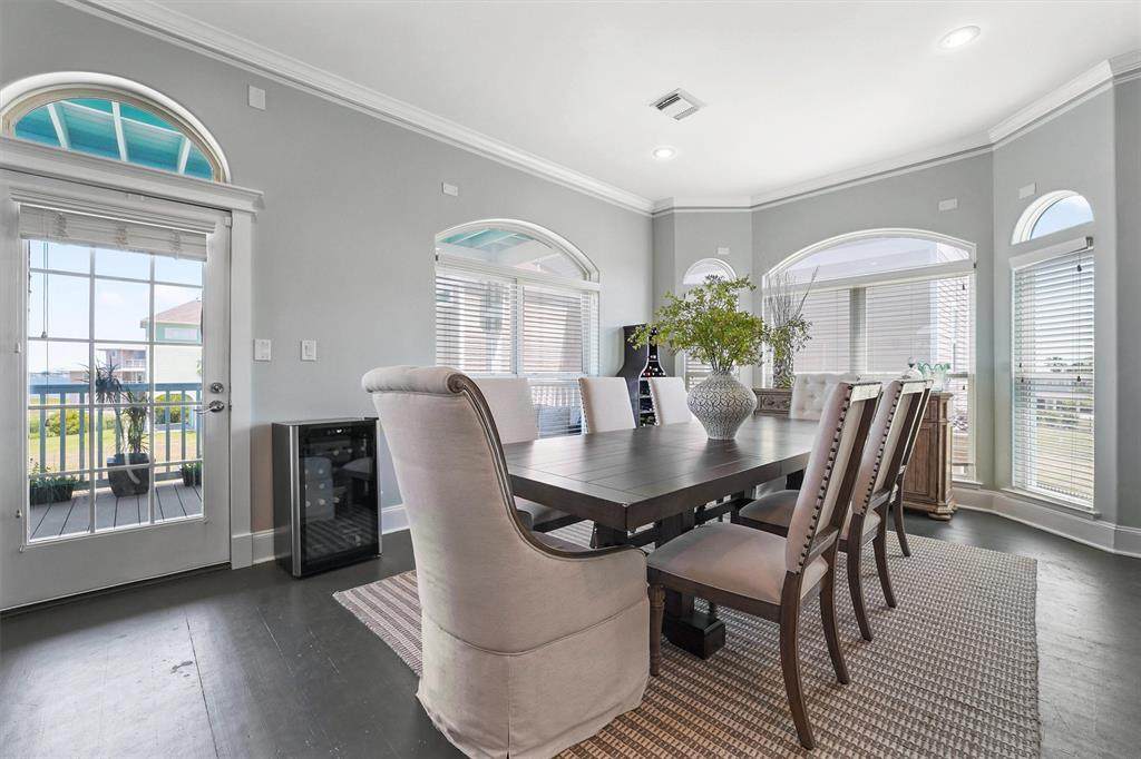 1007 Lillian Lane - Photo 1