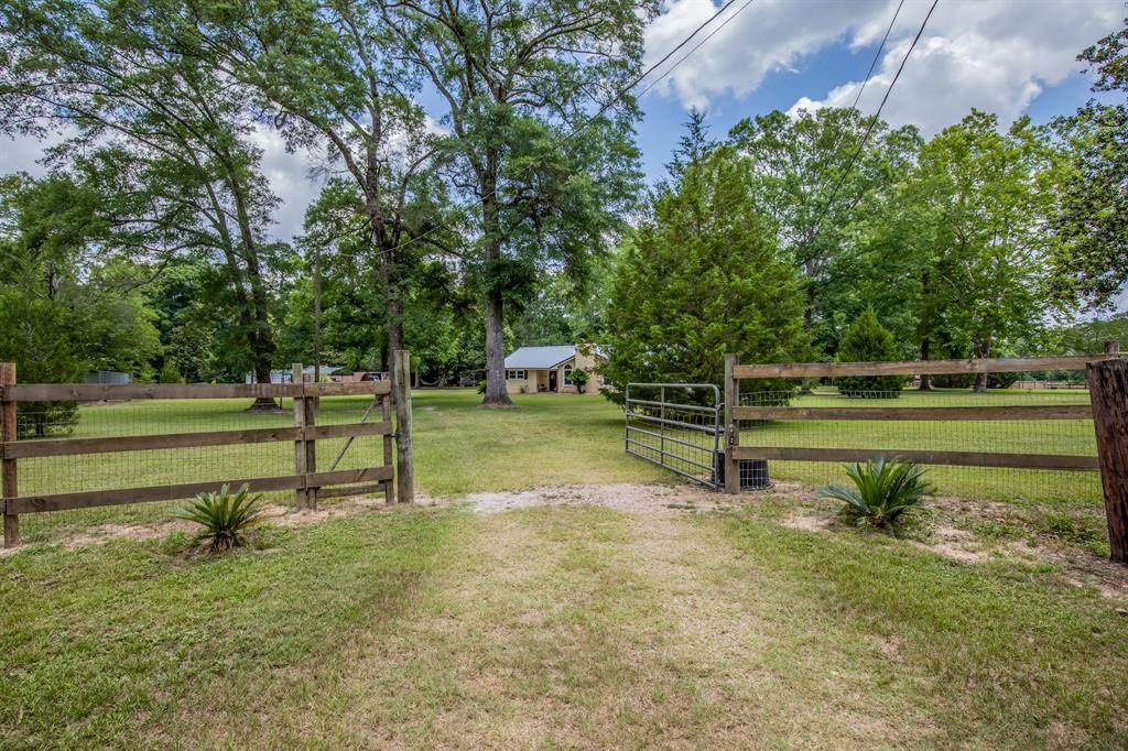 258 County Road 3704 - Photo 1