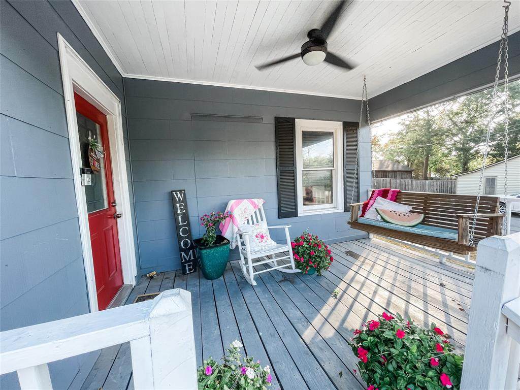 222 Luhn Street - Photo 1
