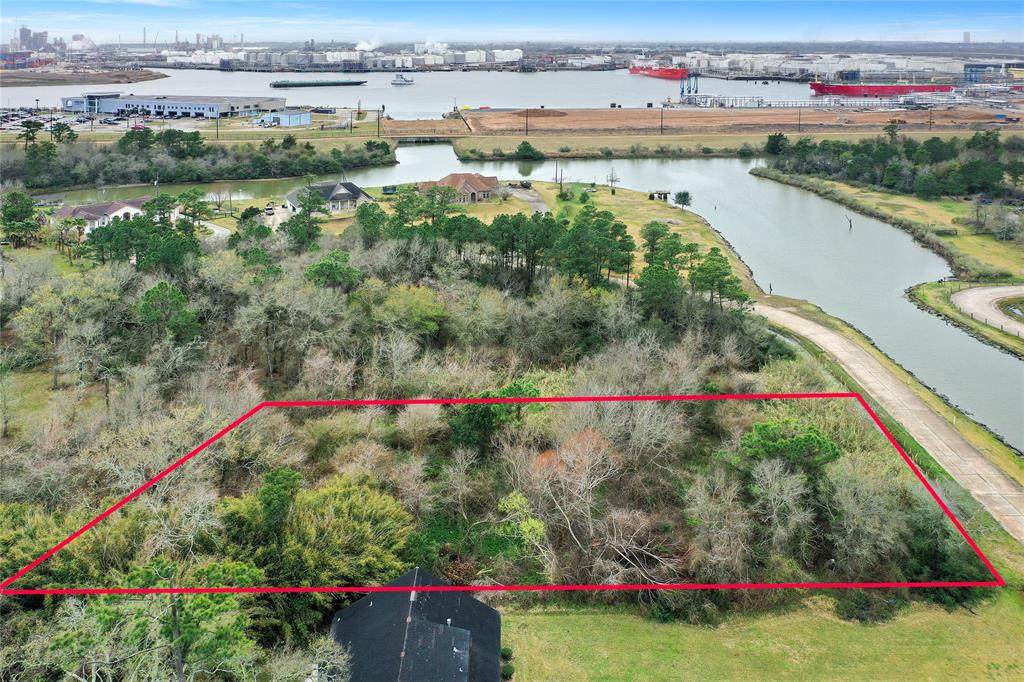 3515 Bayou Drive - Photo 1