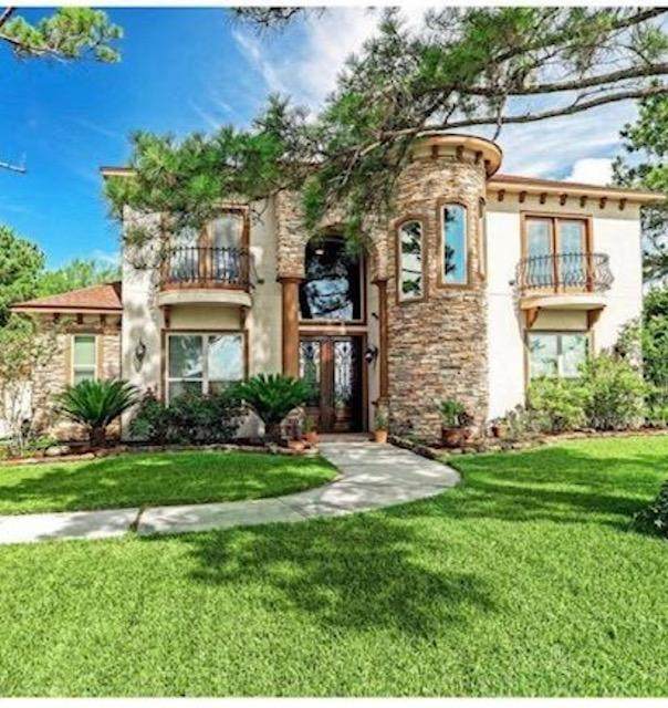 10881 Dauphine Street - Photo 1