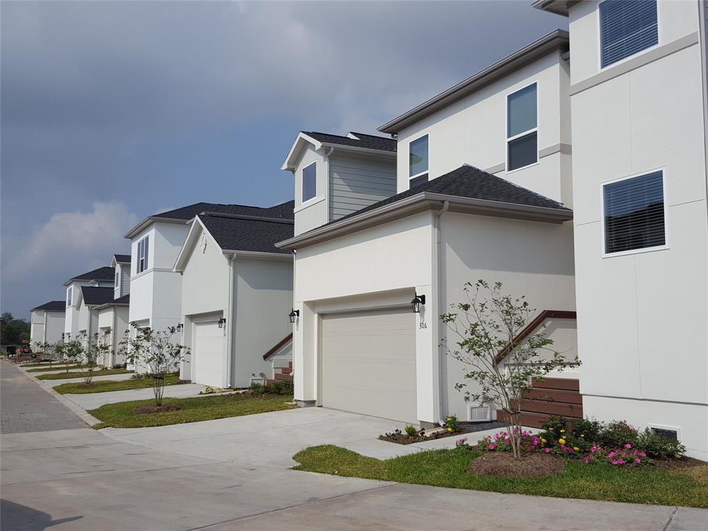 426 Yale Oaks Lane - Photo 1