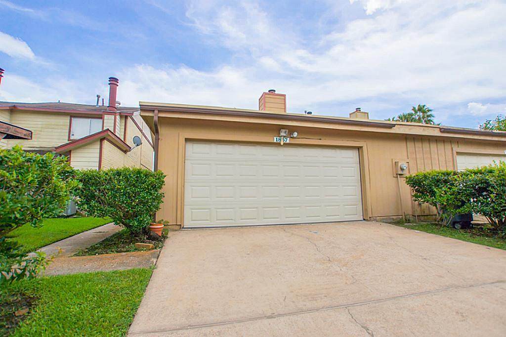 1857 Country Village Boulevard - Photo 1