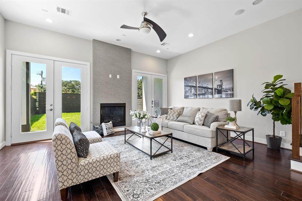 2310 Converse Street - Photo 1