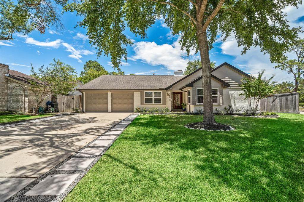 14002 Myrtlea Drive - Photo 1