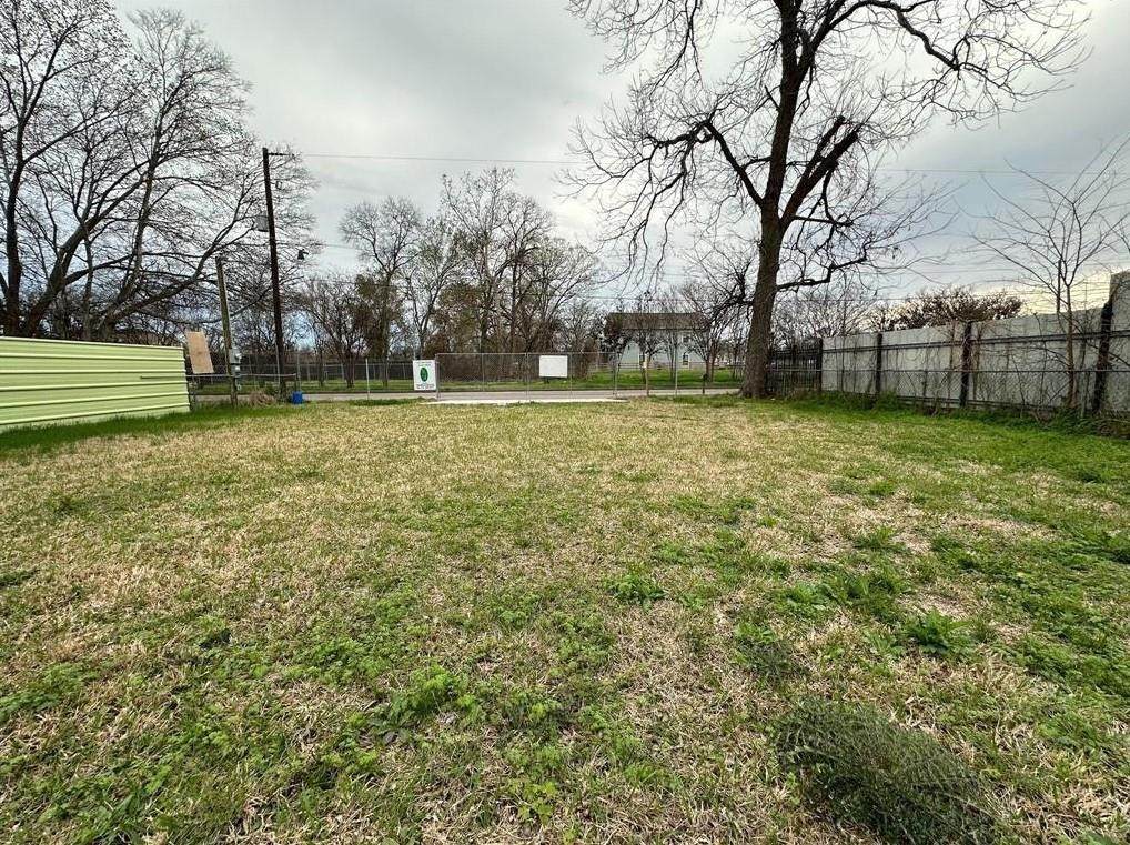 5123 Crosstimbers Street - Photo 1