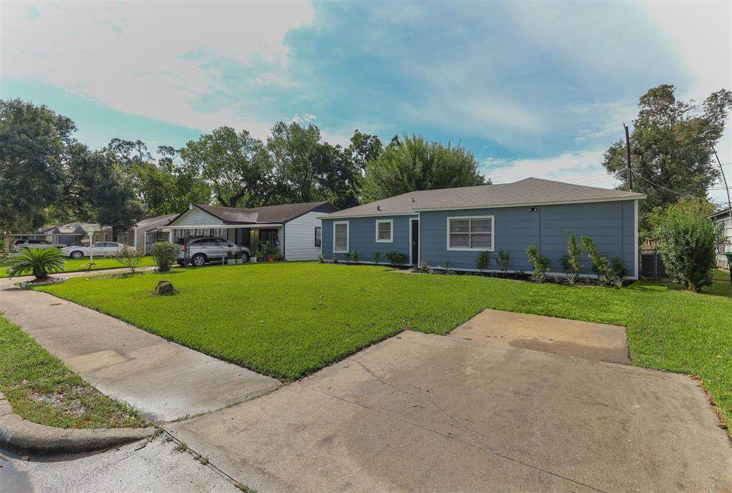 4910 Kelso Street - Photo 1