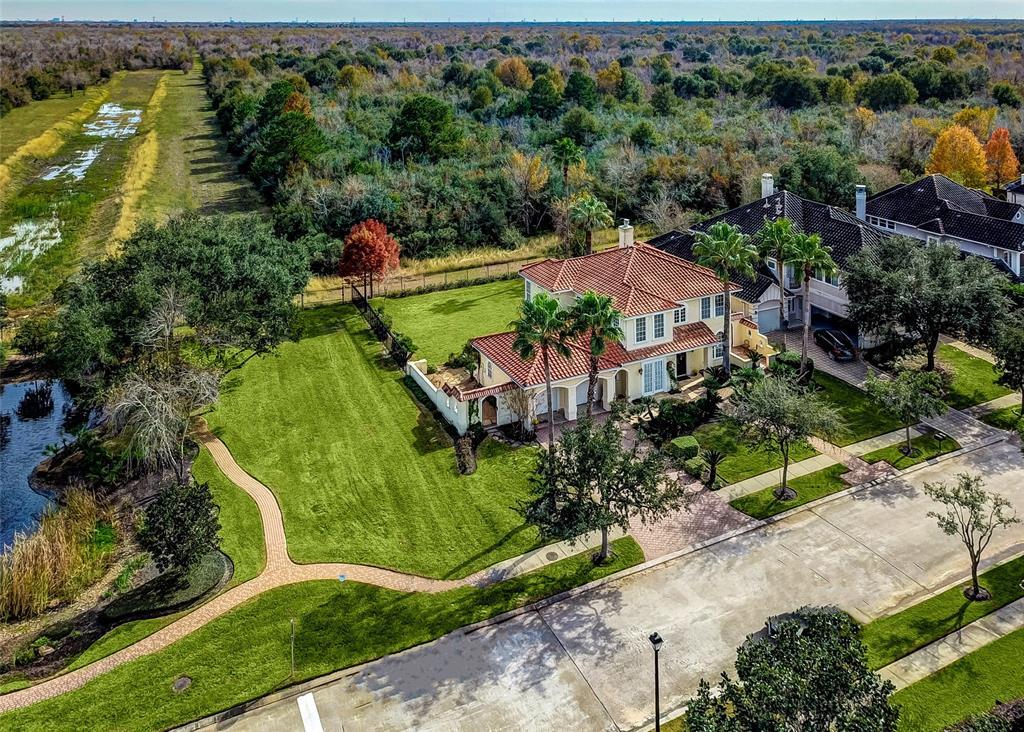 18903 Windsor Lakes Drive - Photo 1