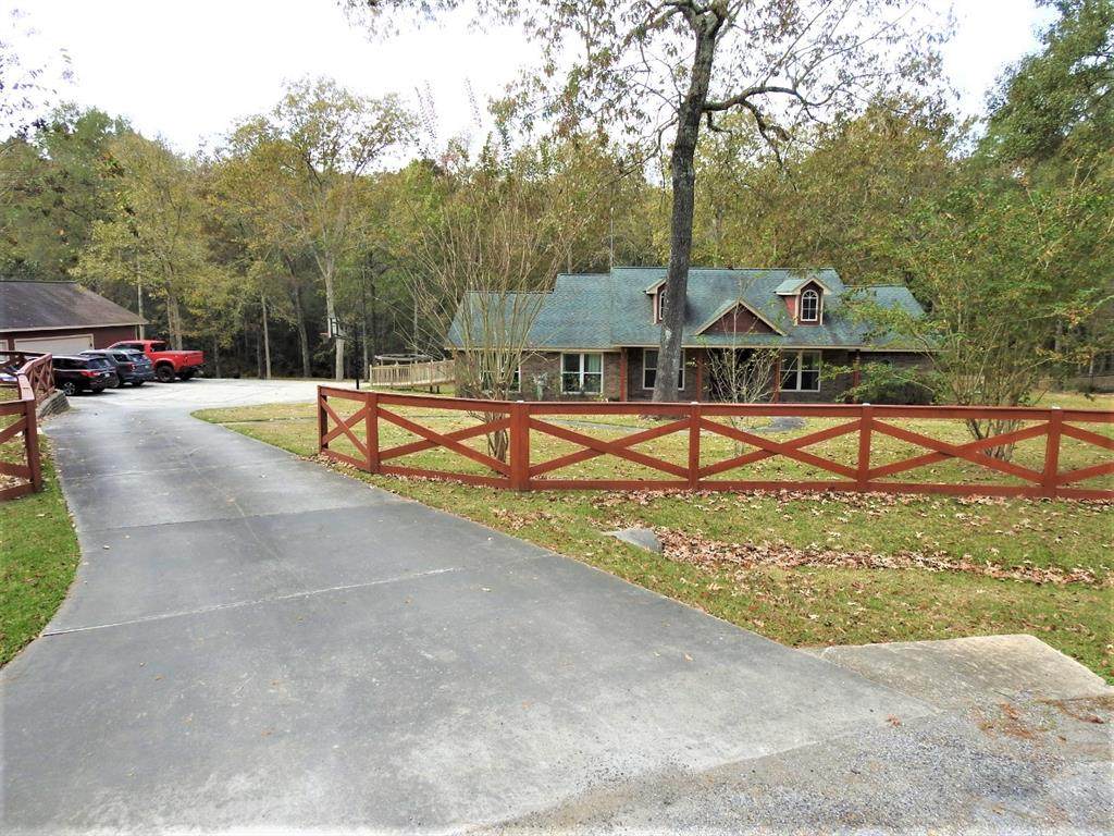 76 County Road 6310 - Photo 1