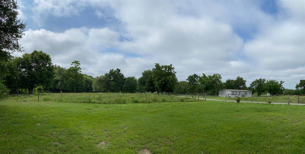 6688 Fm 39 - Photo 1