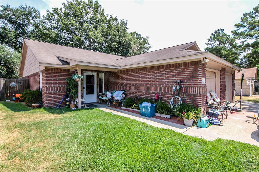 1723 Hazelwood Street - Photo 1