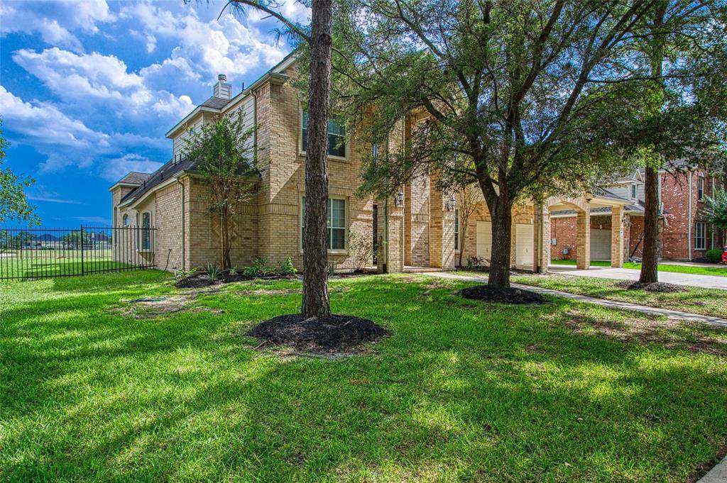 16515 Obsidian Drive - Photo 1