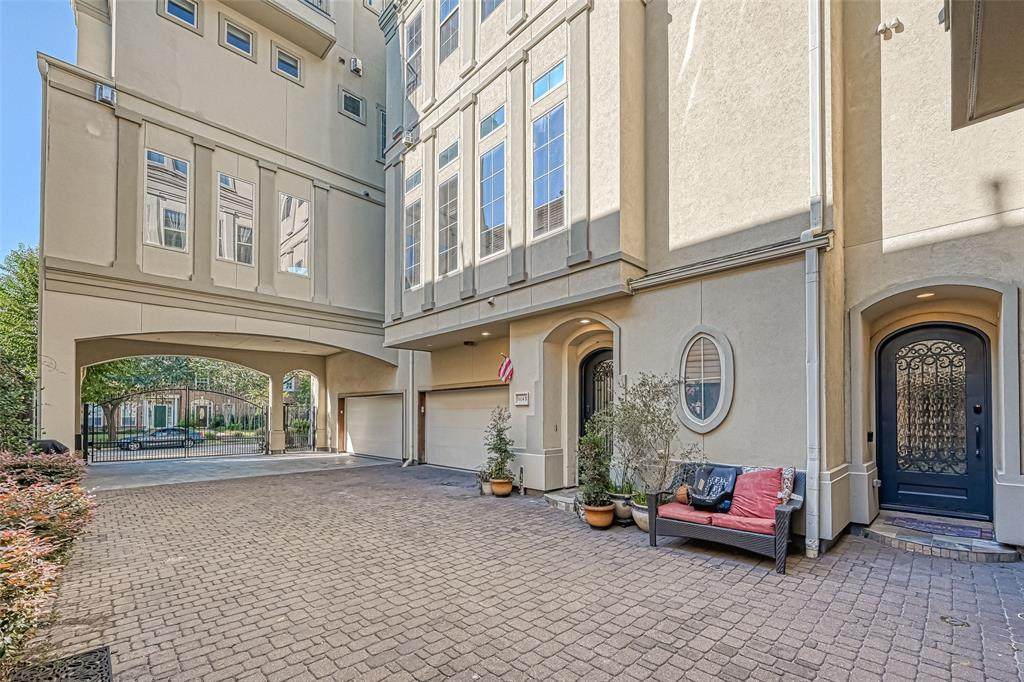 1614 Norfolk Street - Photo 1