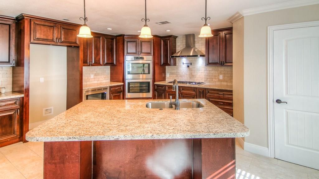 1901 Wakefield Drive - Photo 1