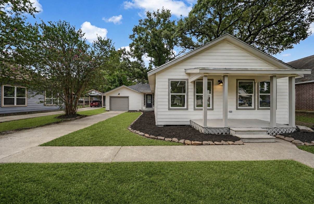 717 Clayton Street - Photo 1
