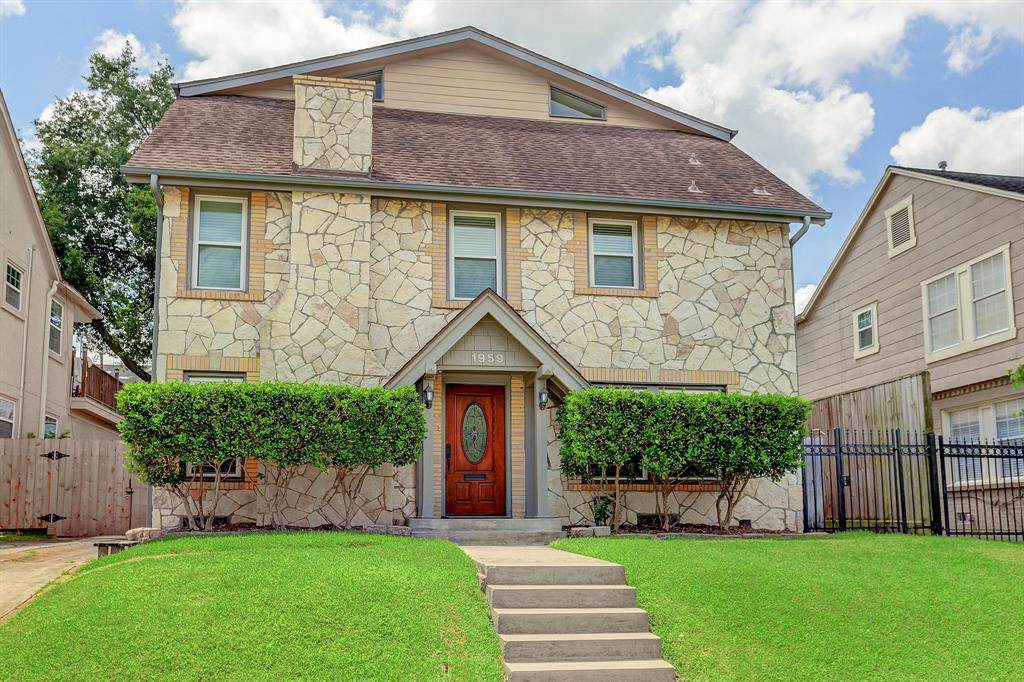 1959 Mckinney Street - Photo 1