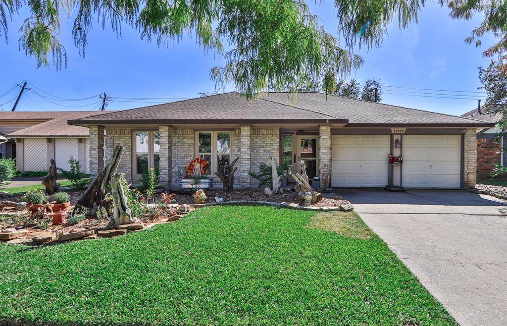 10934 Rosewood Court - Photo 1