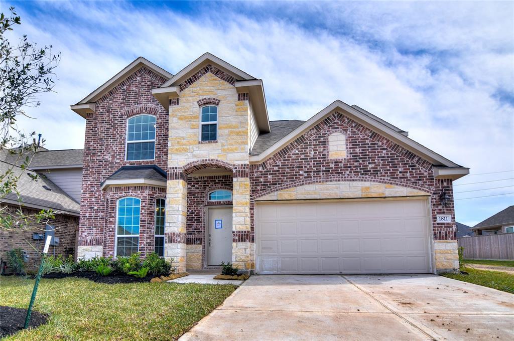 1811 Benbrook Hollow Lane - Photo 1