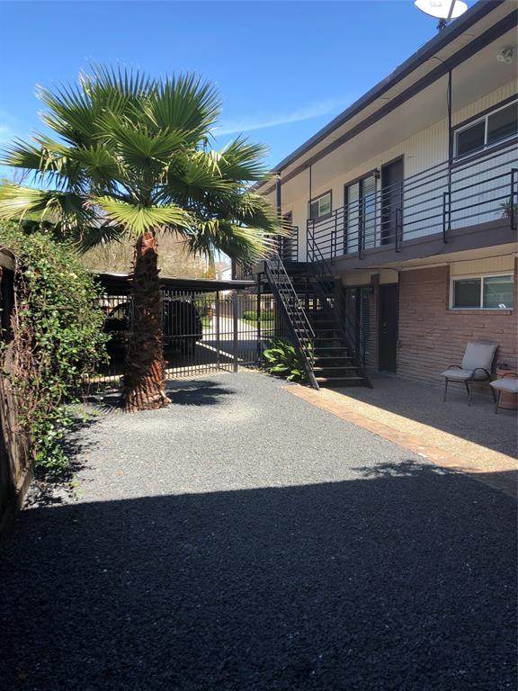 1016 7th Street - Photo 1