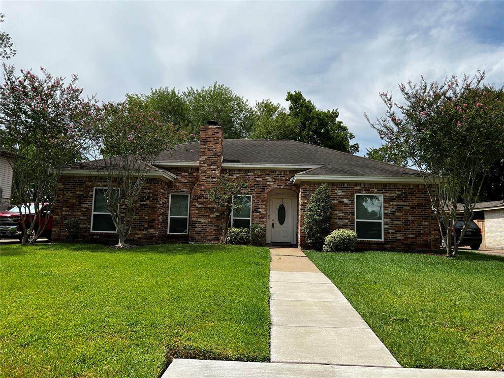 2918 Ashmont Drive - Photo 1