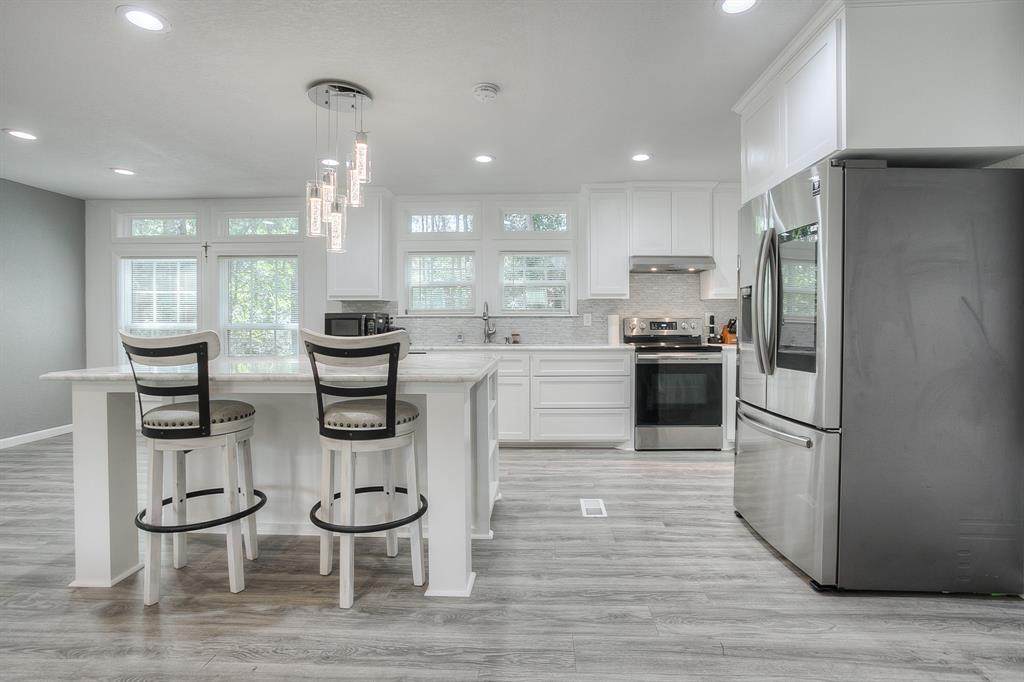 304 Walnut Drive - Photo 1