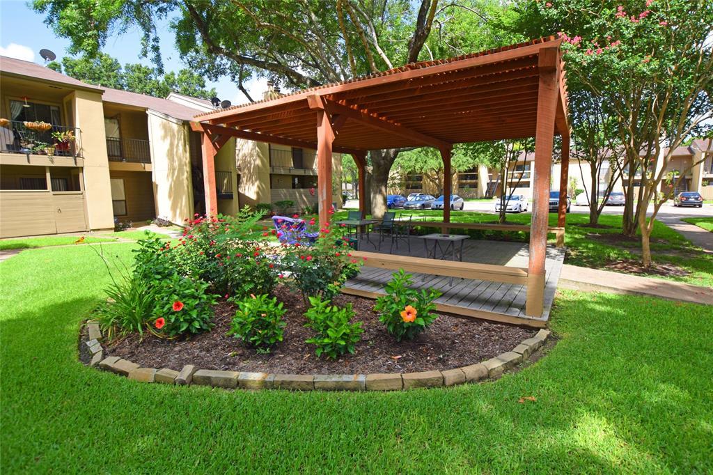 3300 Pebblebrook Drive - Photo 1