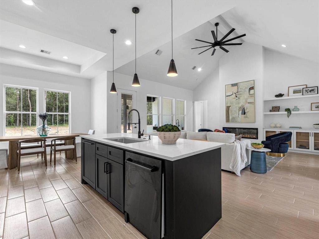 2041 Road 66117 - Photo 1