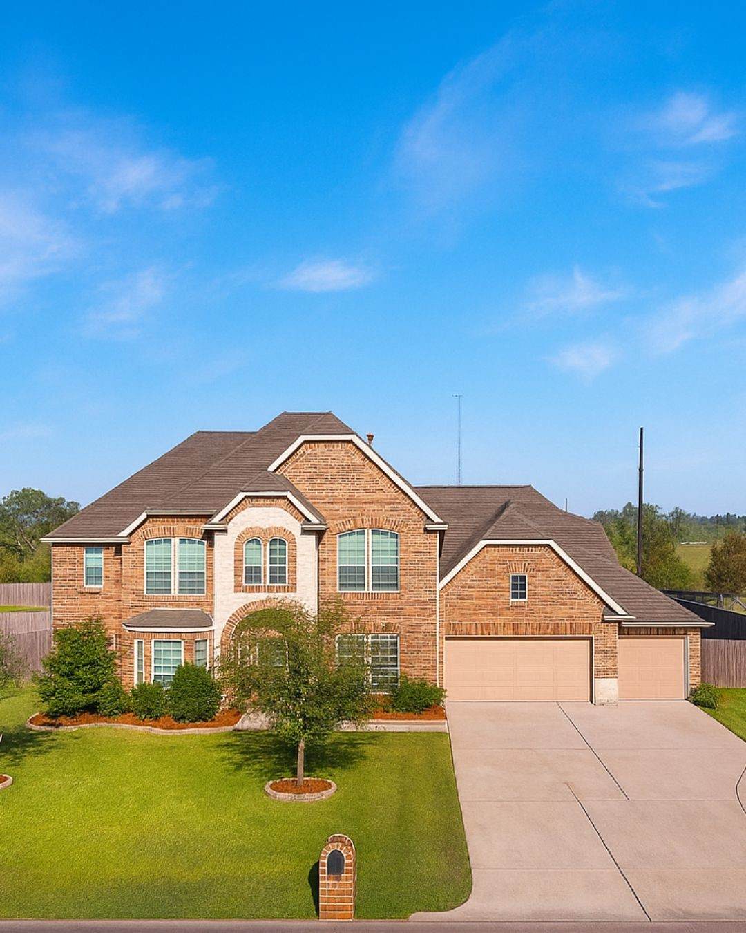 11411 Kings Point Boulevard - Photo 1
