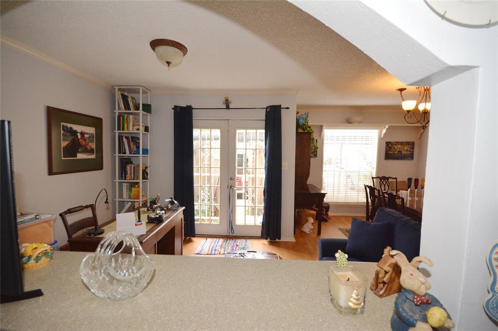 6201 Beverlyhill Street - Photo 1