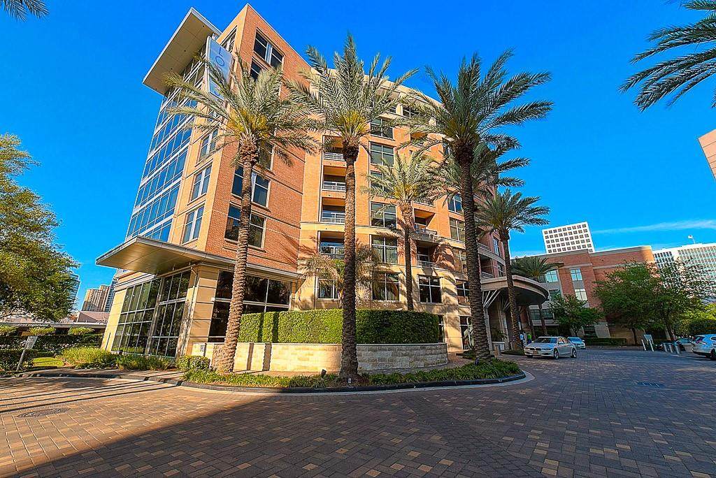 1901 Post Oak Boulevard - Photo 1