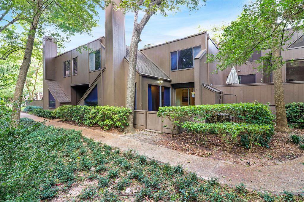 269 Litchfield Lane - Photo 1