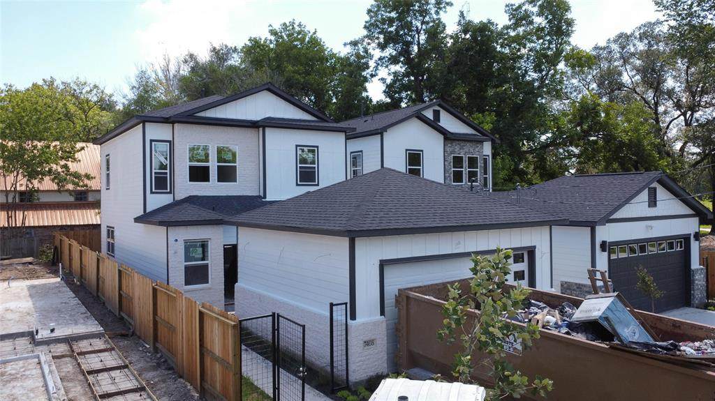 7408 Cora - Photo 1