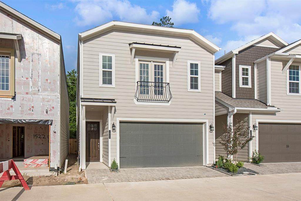 1520 Upland Glen - Photo 1