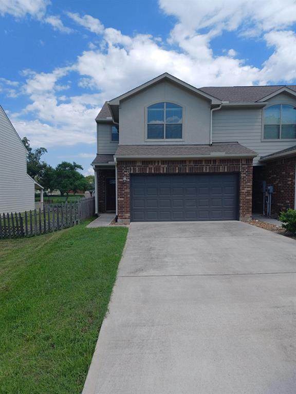 402 Lazy Lane - Photo 1