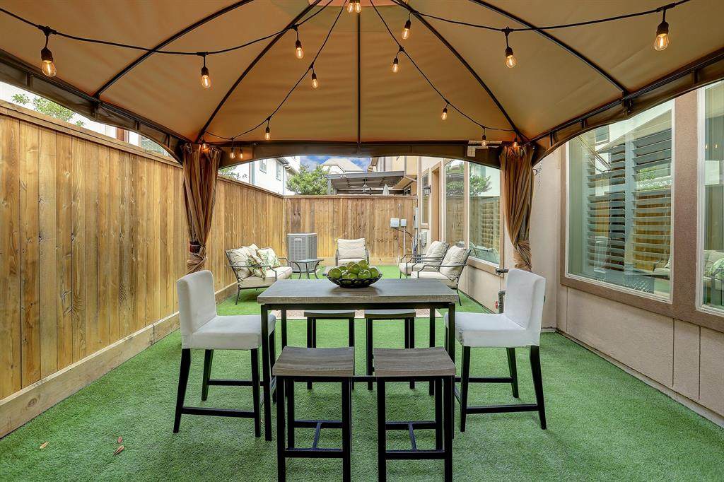 6726 Highclere Manor Lane - Photo 1