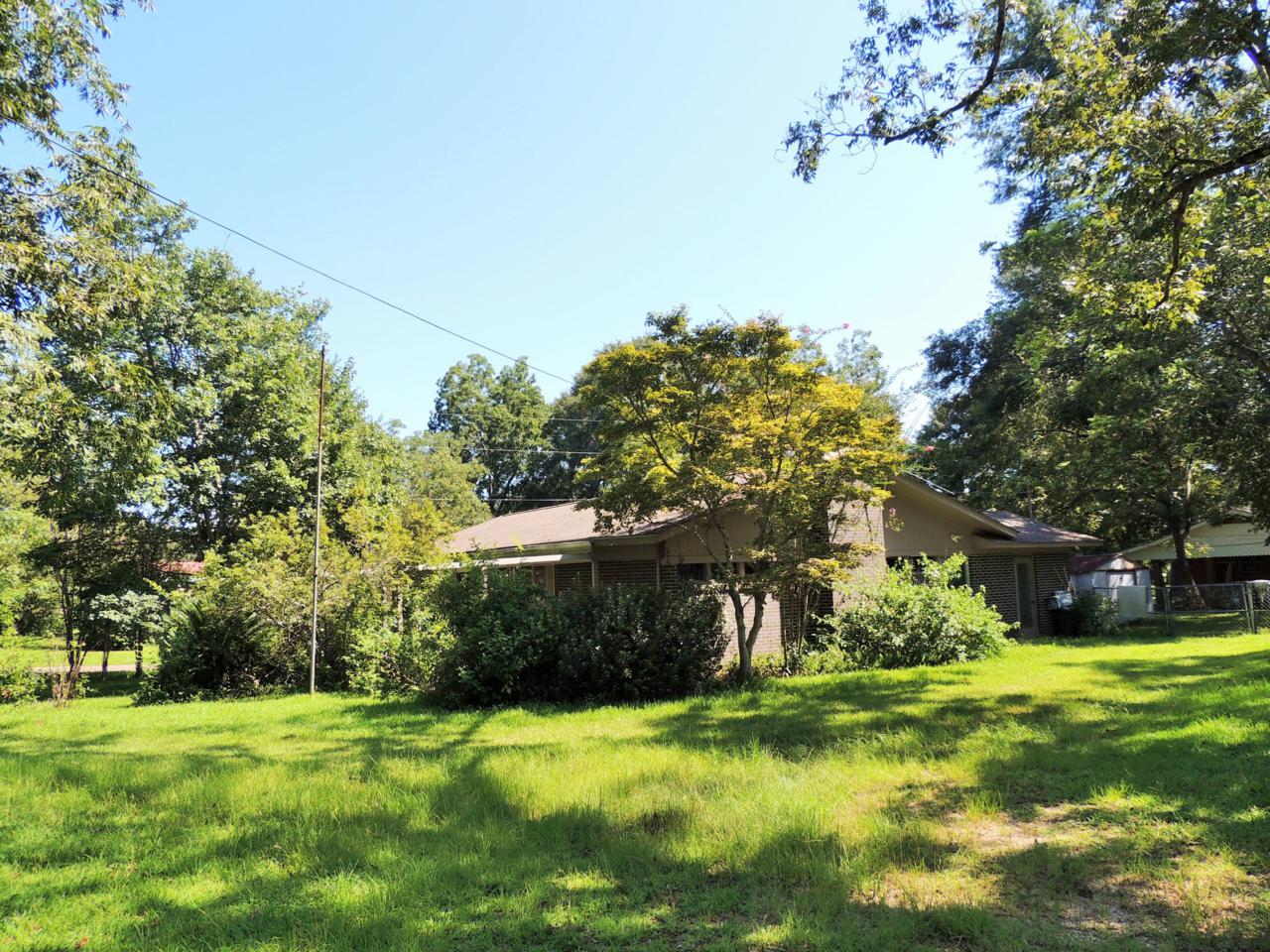 806 Main St. - Photo 1