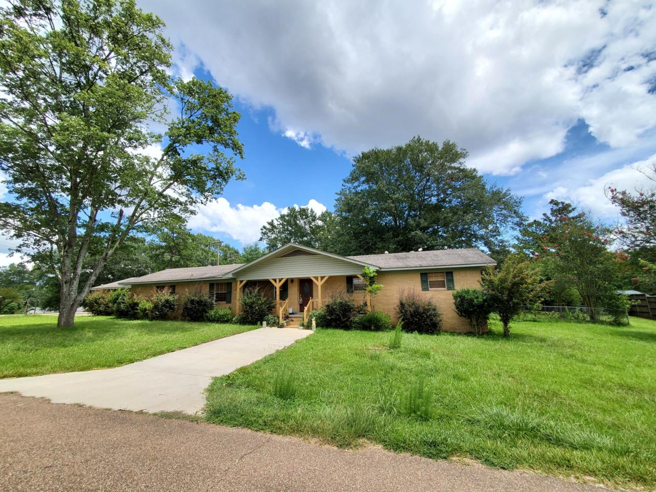 102 Marion St. - Photo 1