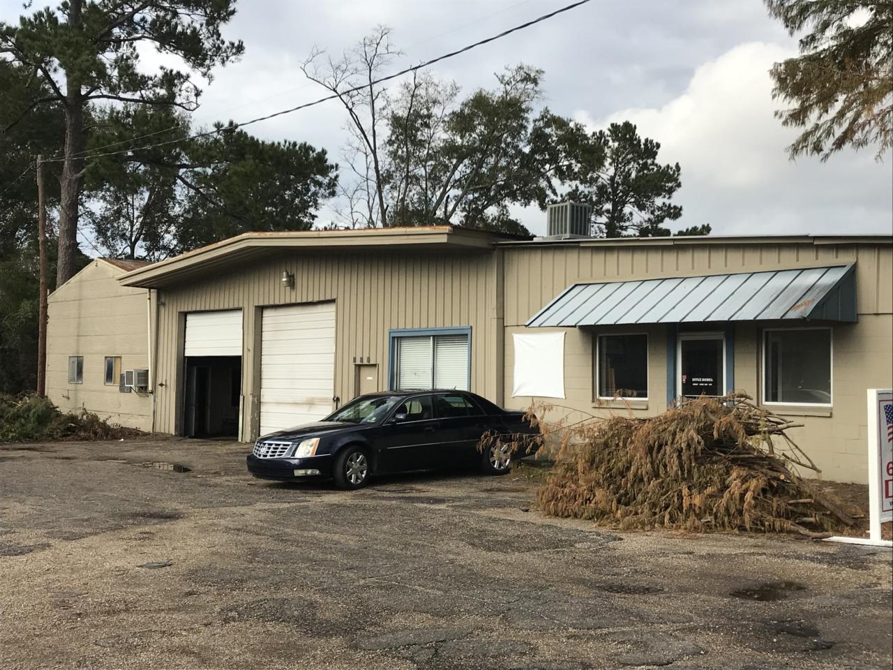 609 Broadway Dr. - Photo 1