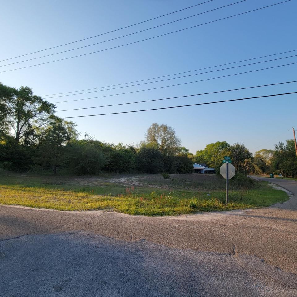 302 2nd Ave. - Photo 1