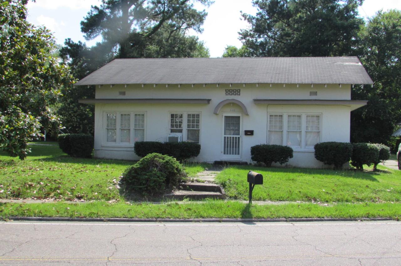 1003 Main St. - Photo 1