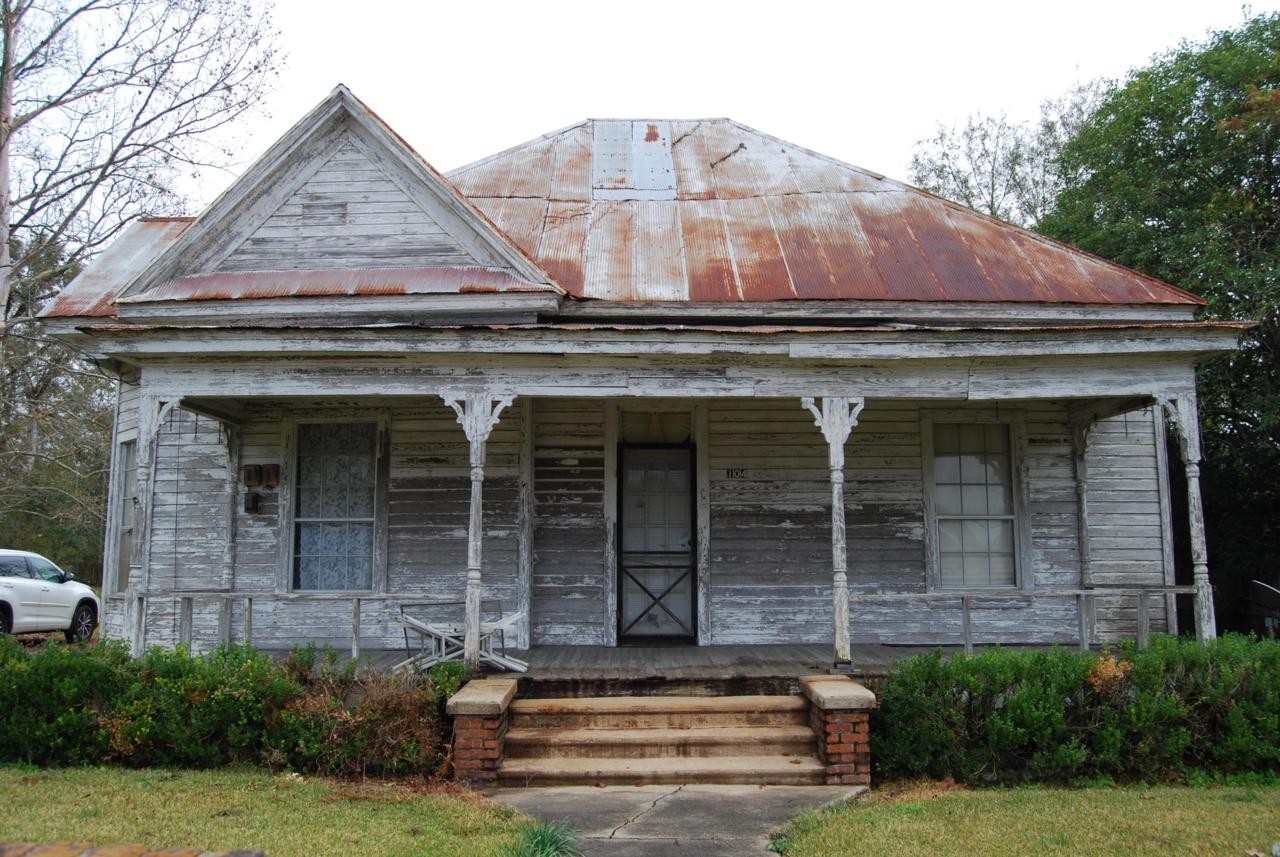 104 Pine St. - Photo 1