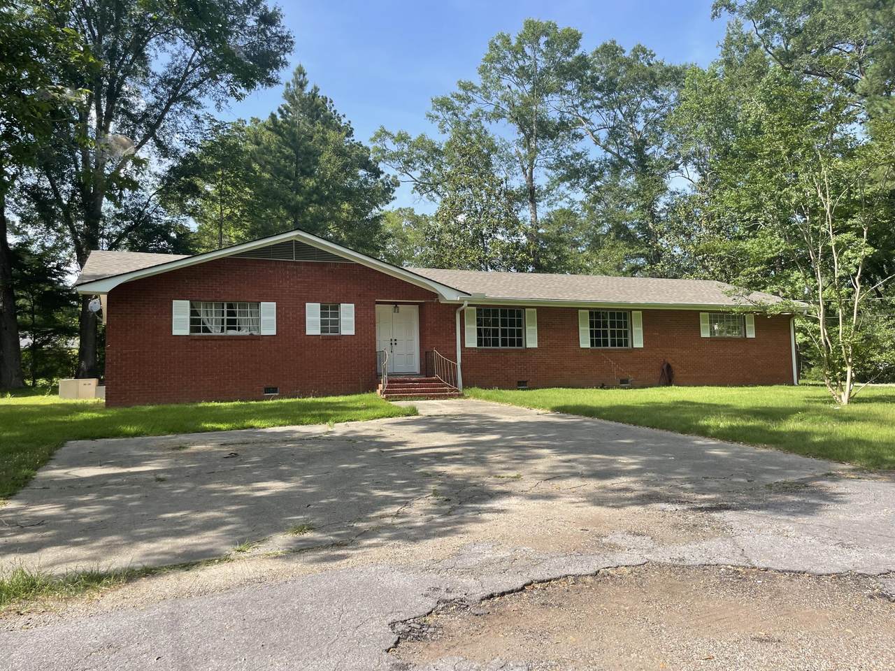 900 Ivy St. - Photo 1
