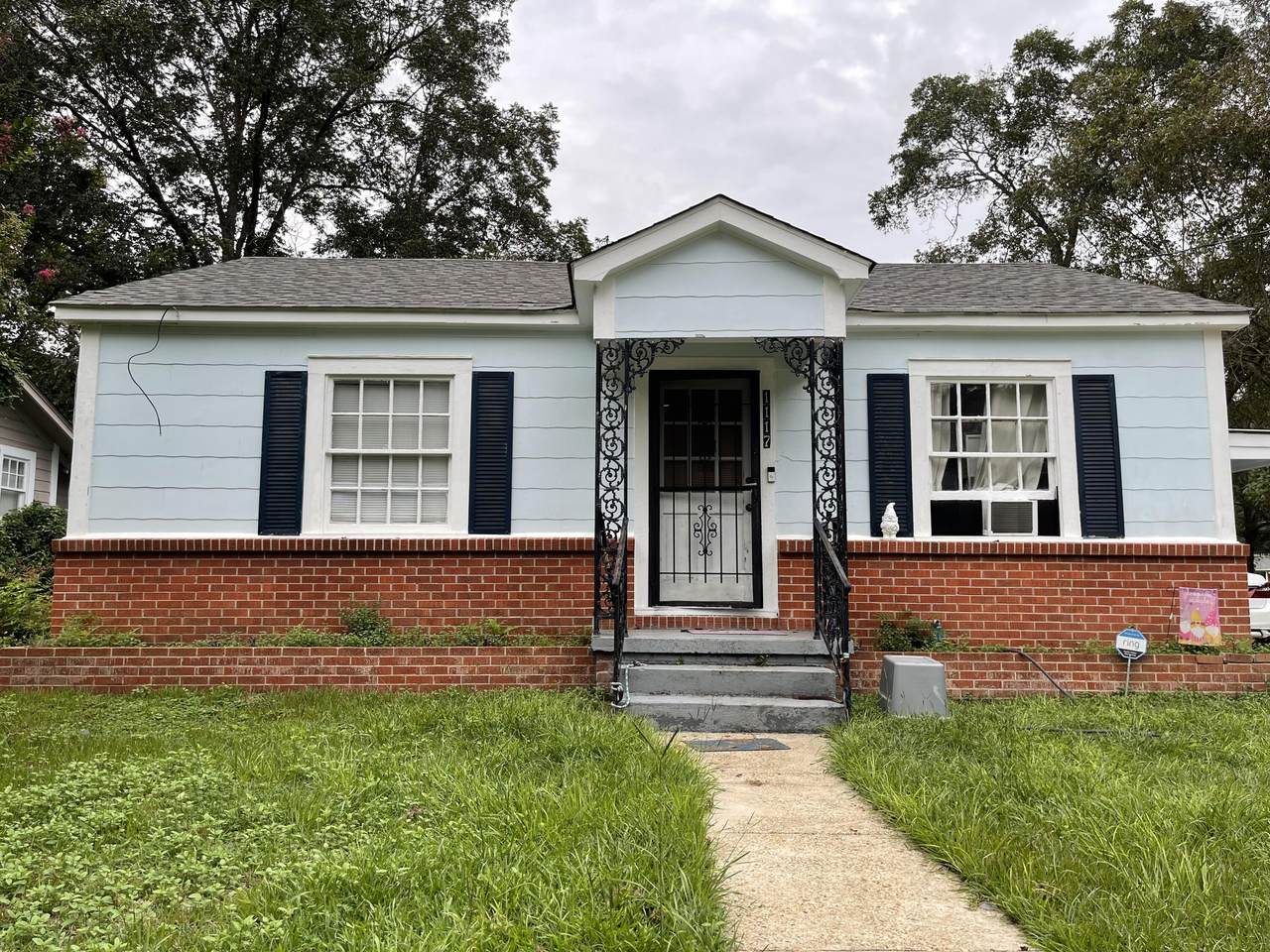 1117 Mayfield Street - Photo 1