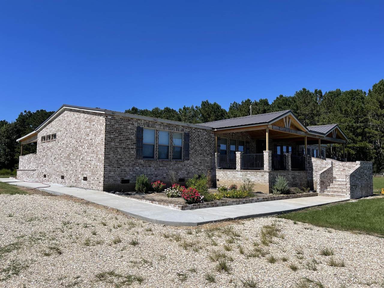 42 Pigott Easterling - Photo 1
