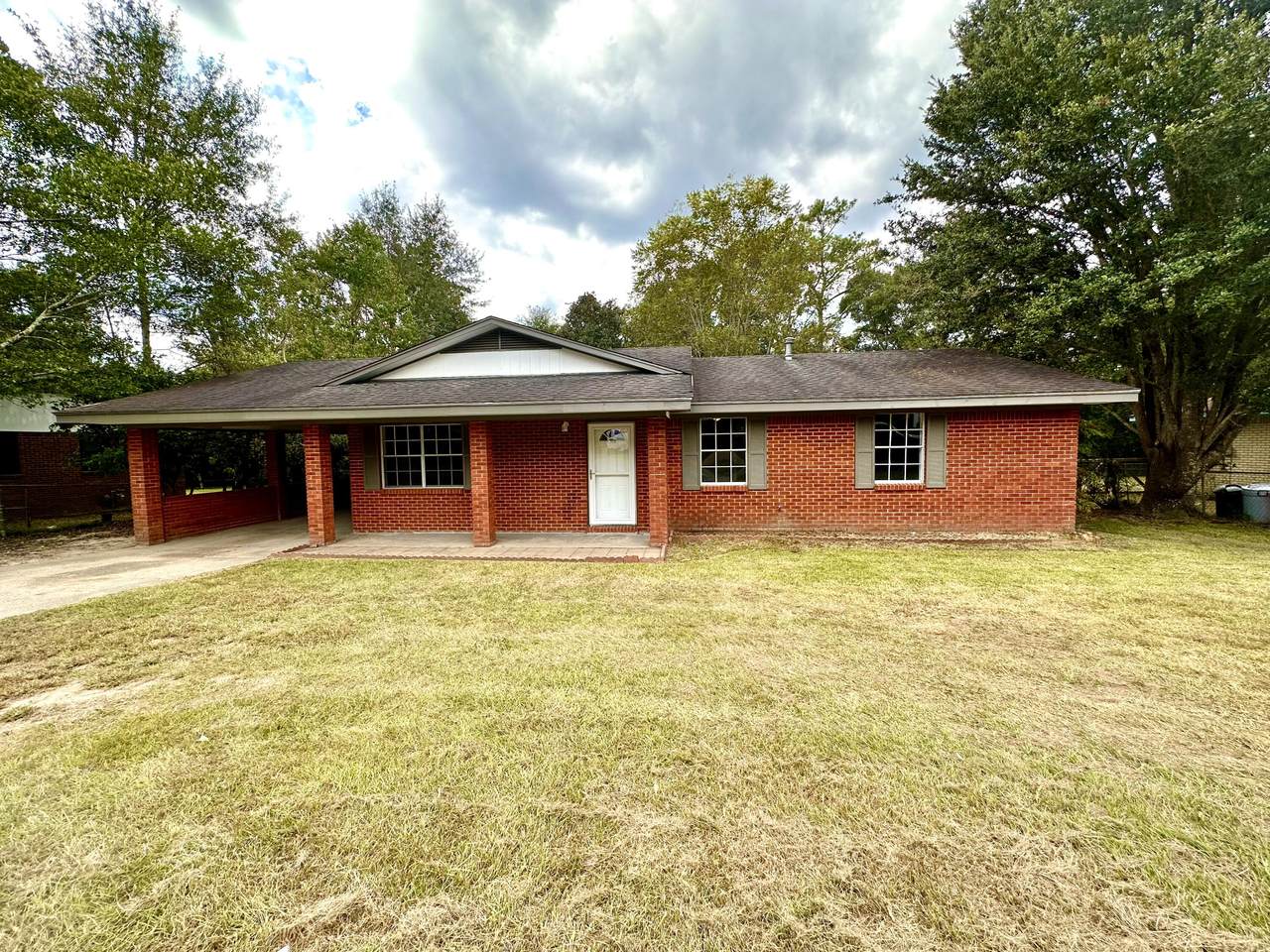 216 7th St. - Photo 1