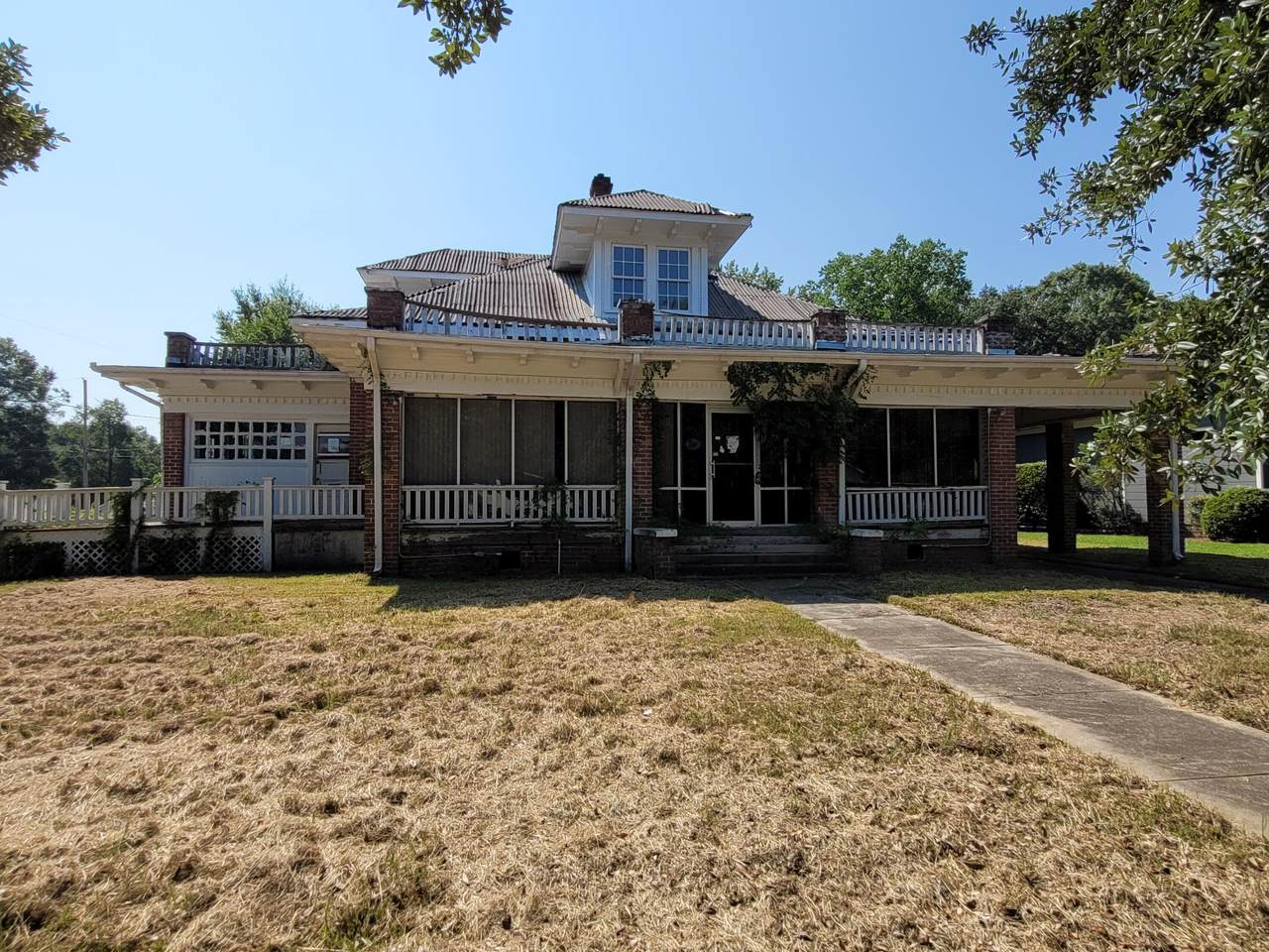 802 Pine St. - Photo 1