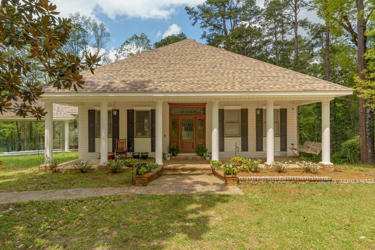 82 Summer Place - Photo 1
