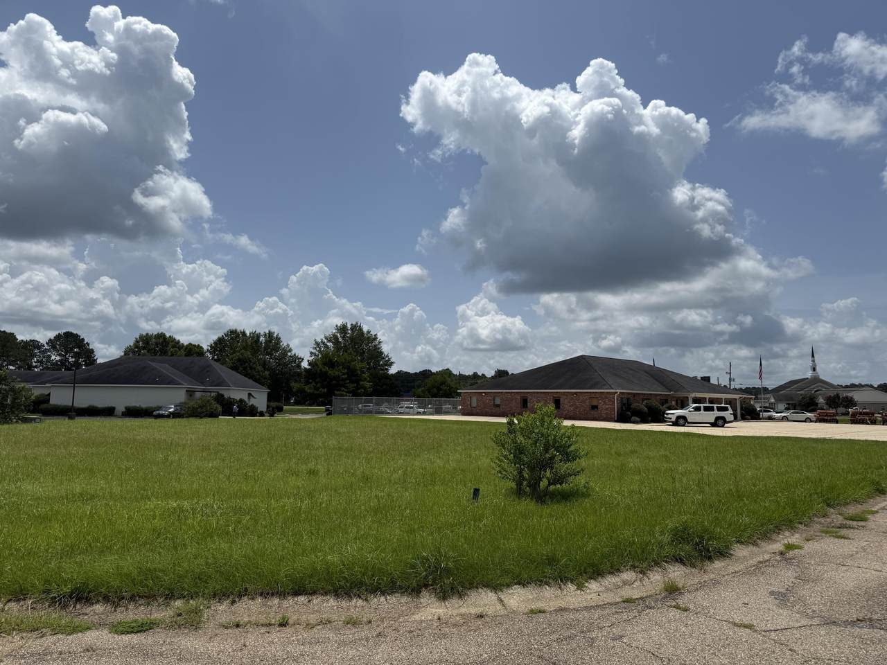 0 Bellewood Park - Photo 1