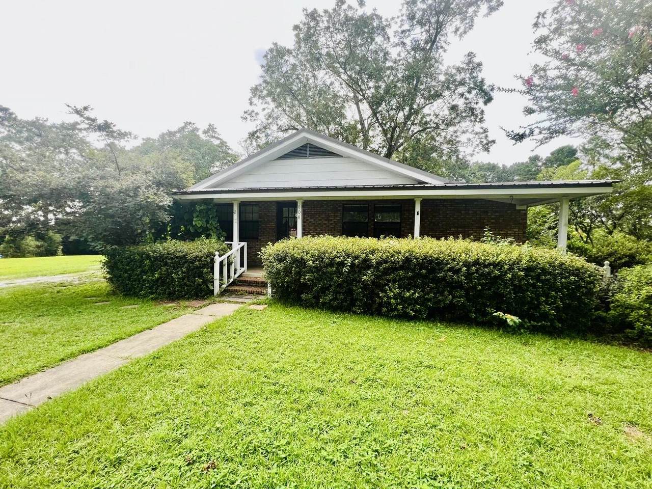 608 Old Richton Rd. - Photo 1