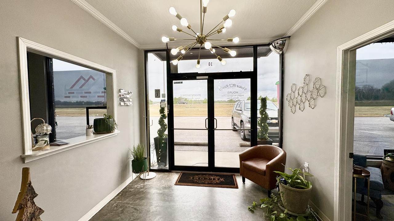 1716 Evelyn Gandy Parkway Suite 30 - Photo 1